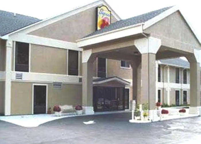 Super 8 By Wyndham Erwin, I-26 Exit 37