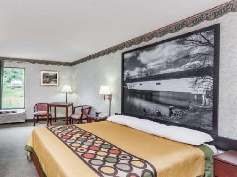 Super 8 By Wyndham Erwin, I-26 Exit 37 Motel 2*