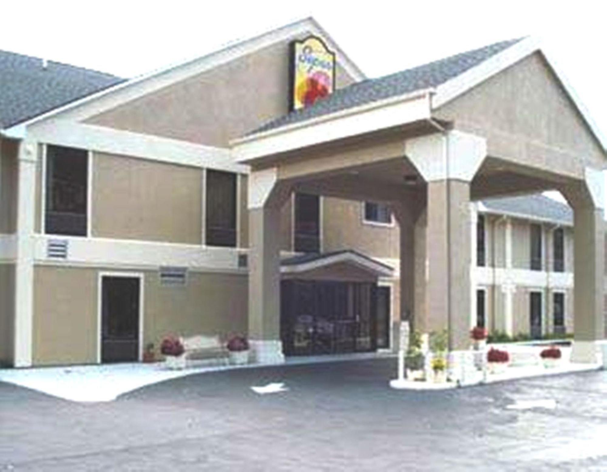 Motel Super 8 By Wyndham Erwin, I-26 Exit 37 Erwin