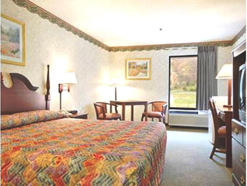 Super 8 By Wyndham Erwin, I-26 Exit 37 Erwin